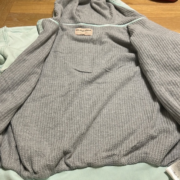 Free People We The Free jacket zip up Thermal hoodie jacket size M light green - Picture 10 of 14